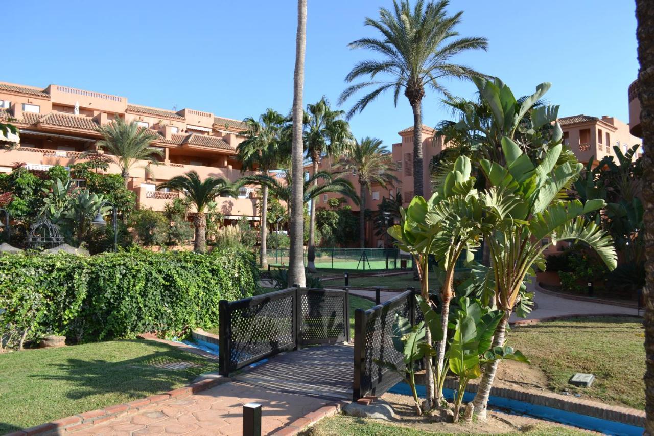 Apartementos Almerimar Golf Ngoại thất bức ảnh